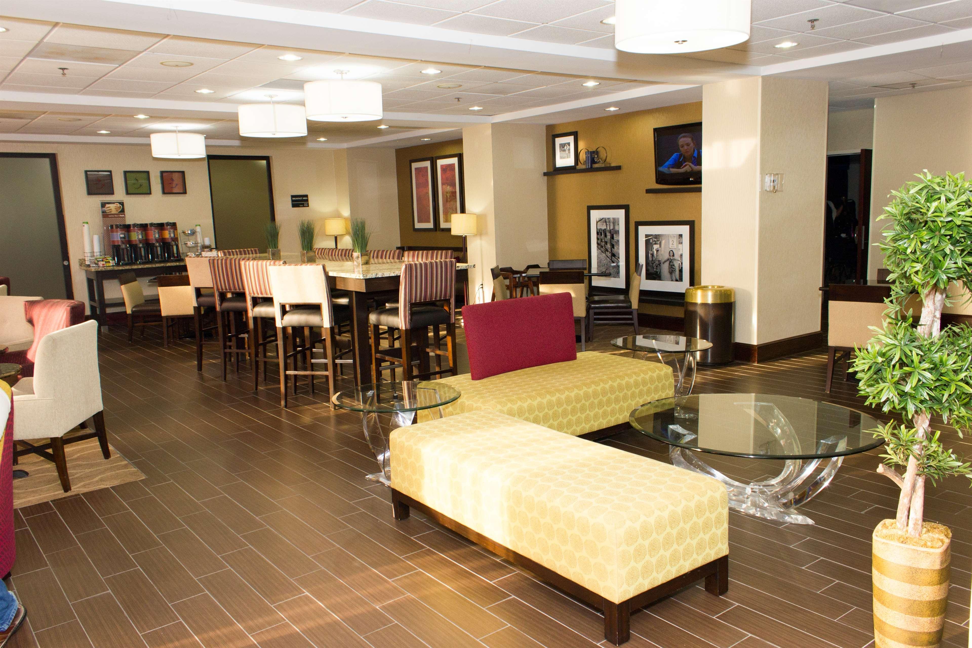 Hampton Inn Atlanta-פיירבורן מראה חיצוני תמונה